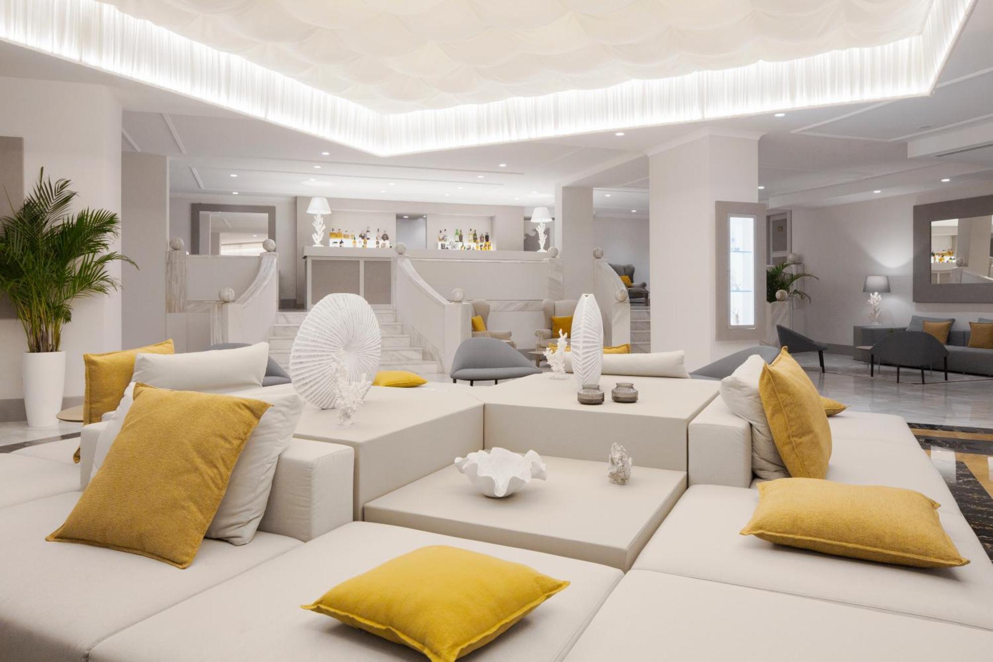 Mazzaro Sea Palace - The Leading Of The World Hotel 5*