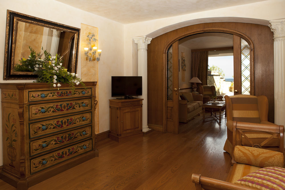 Mazzaro Sea Palace - The Leading Of The World Hotel 5*